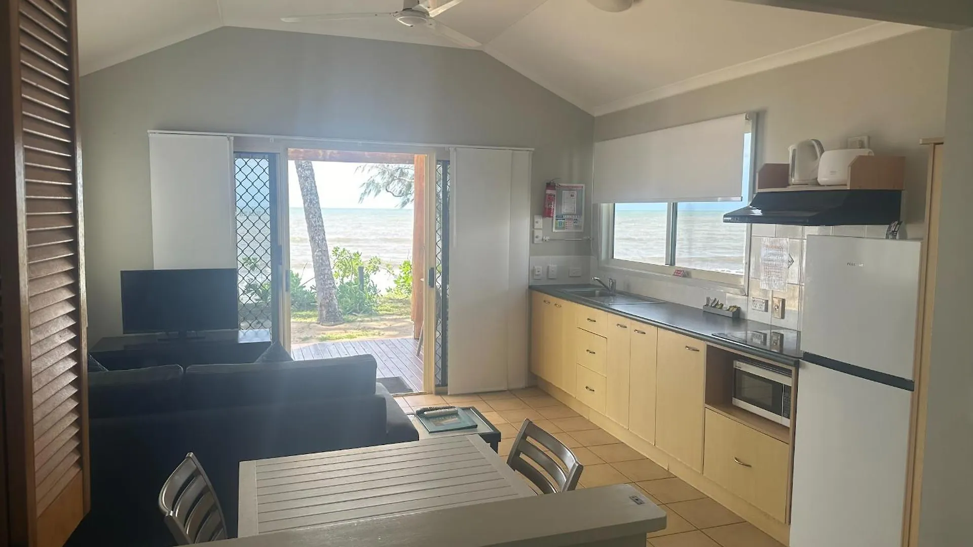 ****  Ellis Beach Oceanfront Holiday Park Palm Cove Australien