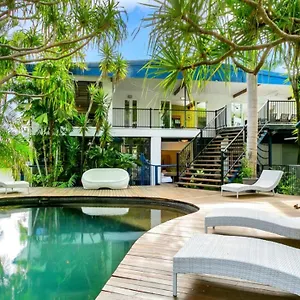 https://santorinipalm-cove.queenslandhotels.net