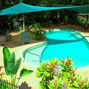 https://aquatica-luxe-holiday-home.queenslandhotels.net